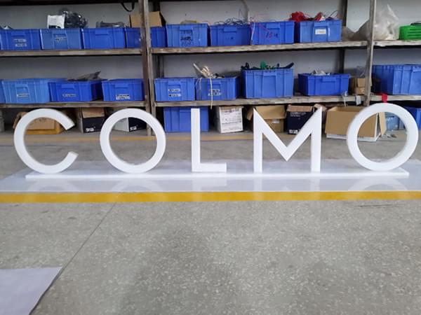 落地亞克力雙面立體不發(fā)光字