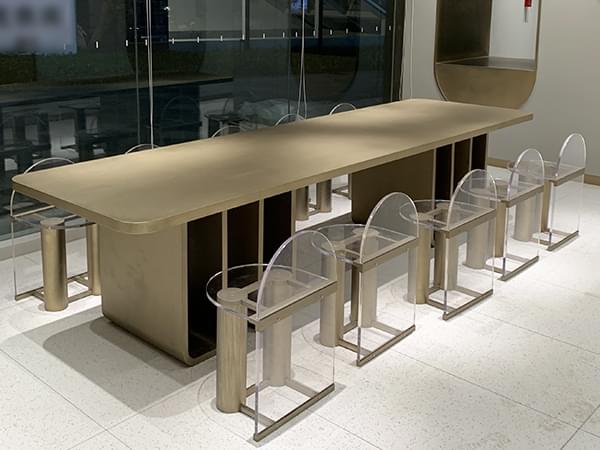 室內個性不銹鋼亞克力金屬桌椅定制組合