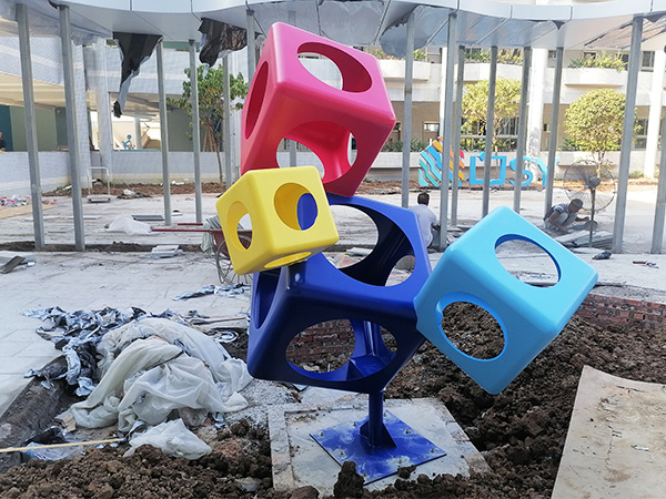 校園金屬異形文化藝術造型定制