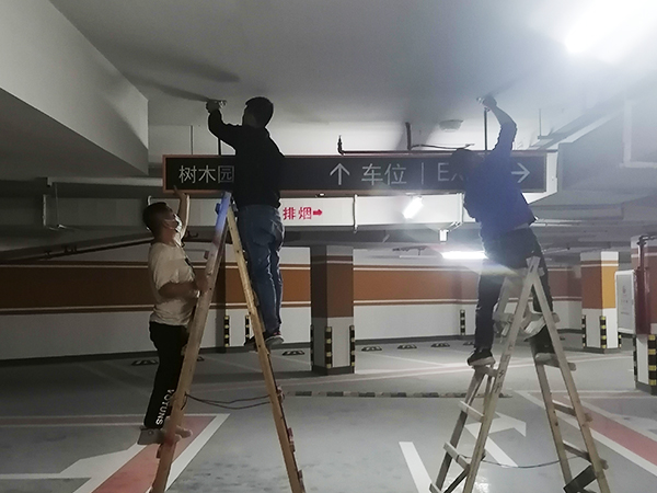 不銹鋼吊掛指引導(dǎo)視標(biāo)識(shí)牌 2-卓盛標(biāo)識(shí)