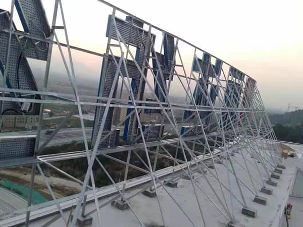 樓頂外露燈珠發光字抗風骨架結構