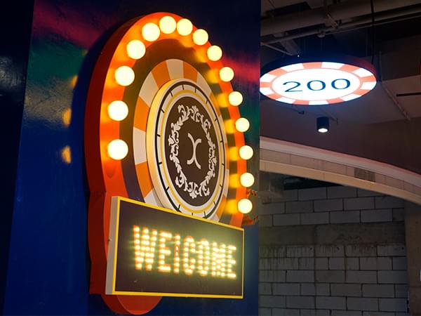 燈箱標(biāo)識-卓盛標(biāo)識