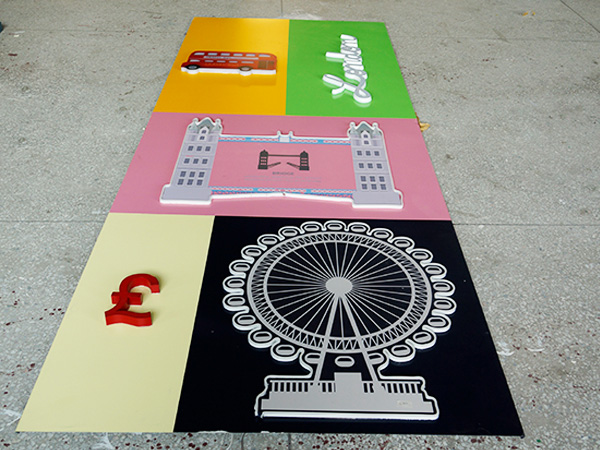 商場金屬背板裝飾柱發光字